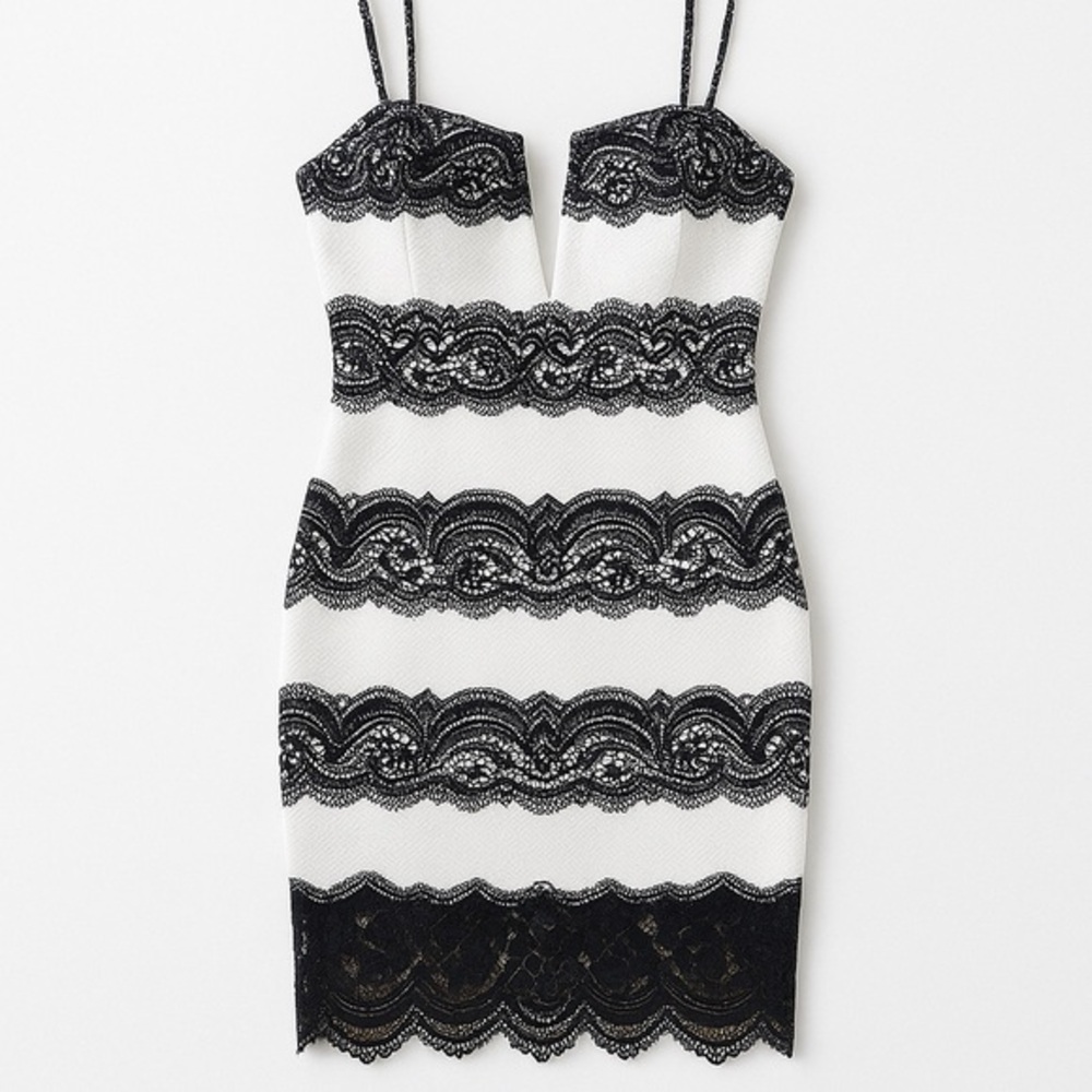Papaya • Black & White Lace Bodycon Dress • Juniors Size L • NWT
